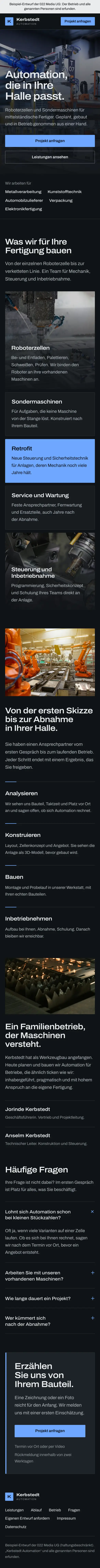 Der ganze Beispiel-Entwurf der erfundenen Kerbstedt Automation am Handy, von oben nach unten: Einstieg „Automation, die in Ihre Halle passt.“, Branchen, Leistungen von Roboterzellen bis Service, Ablauf in vier Schritten, Vorstellung des Betriebs, häufige Fragen und Projektanfrage.